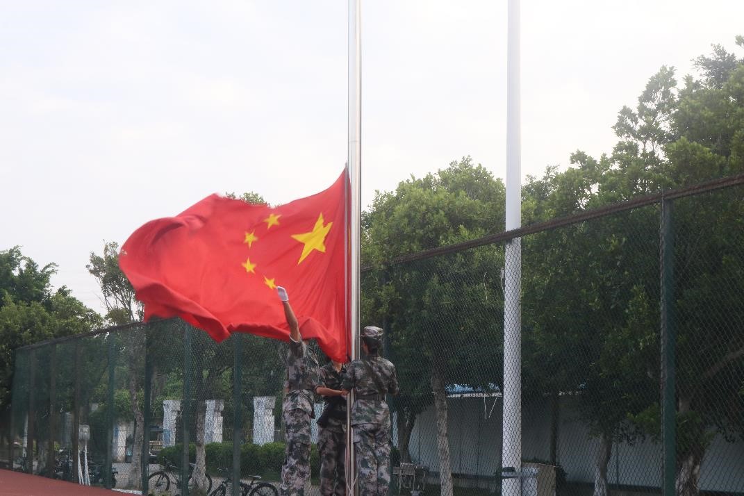 今年会官方网站升旗仪式顺利举行