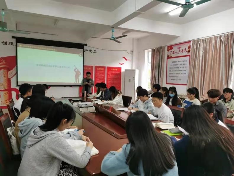 读红色经典 树理想信念——今年会官方网站开展研读《红船精神》主题活动