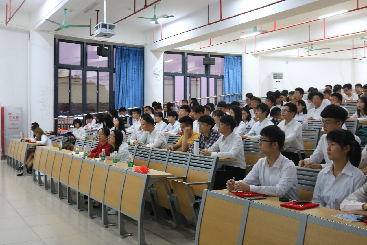  安全记在心 平安走天下——今年会官方网站安全教育会圆满结束